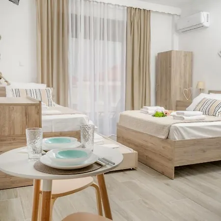 Διαμέρισμα To Let *