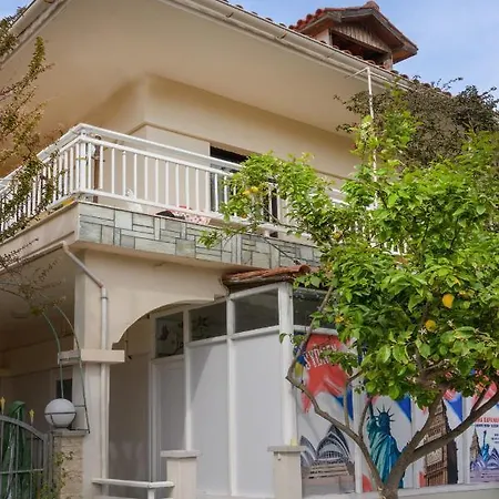 To Let * Nea Roda