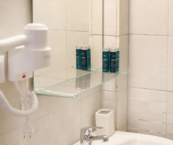 Apartamento To Let Nea Roda